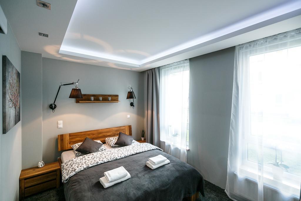 Apartament Em Klimatyzacja&Parking Rzeszów Exteriör bild
