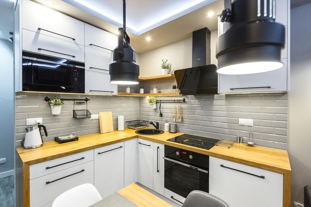 Apartament Em Klimatyzacja&Parking Rzeszów Exteriör bild