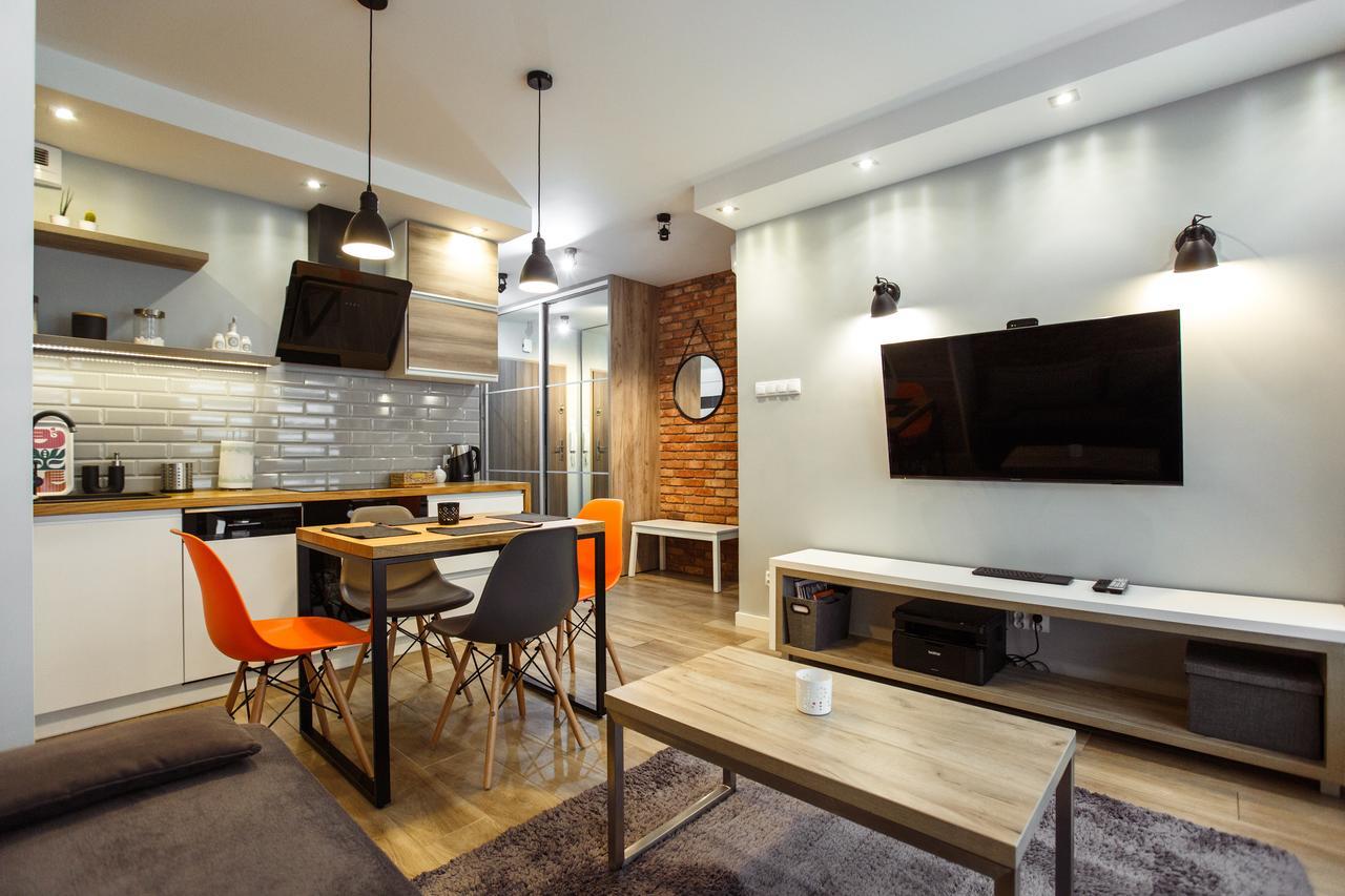 Apartament Em Klimatyzacja&Parking Rzeszów Exteriör bild
