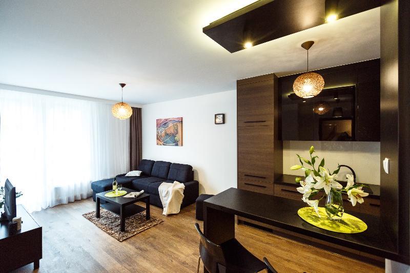 Apartament Em Klimatyzacja&Parking Rzeszów Exteriör bild