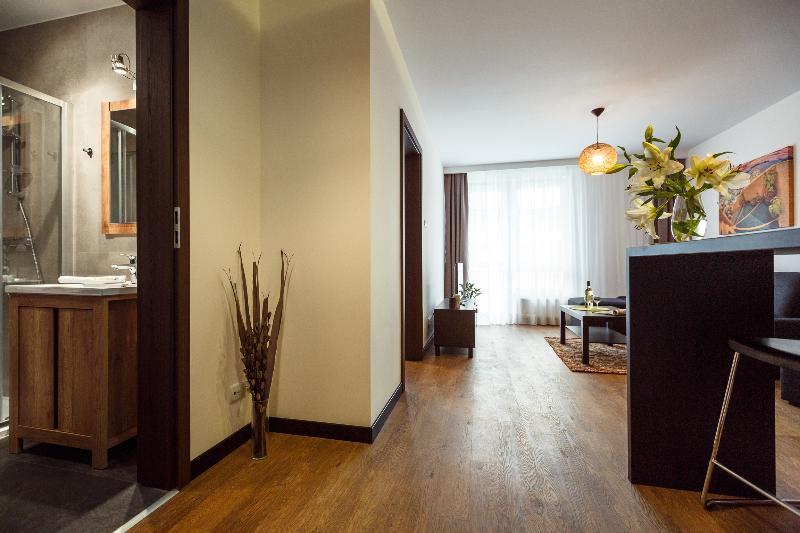 Apartament Em Klimatyzacja&Parking Rzeszów Exteriör bild