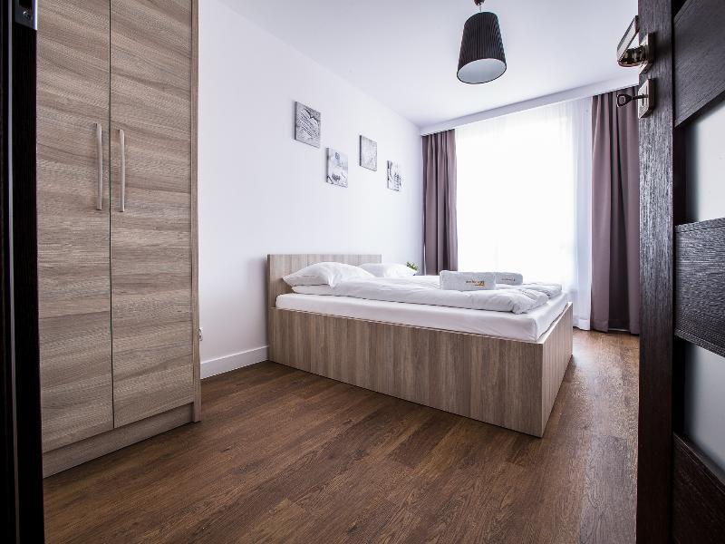 Apartament Em Klimatyzacja&Parking Rzeszów Exteriör bild